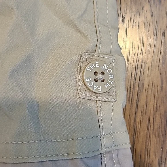 North Face women's size 4 shorts. - Picture 2 of 5